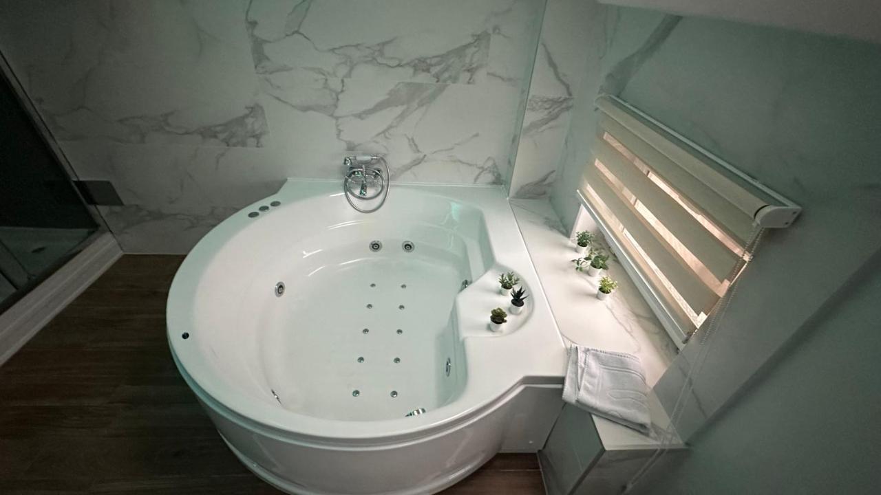 Seti Gorgeous Apartments With Jacuzzi Belgrad Exterior foto